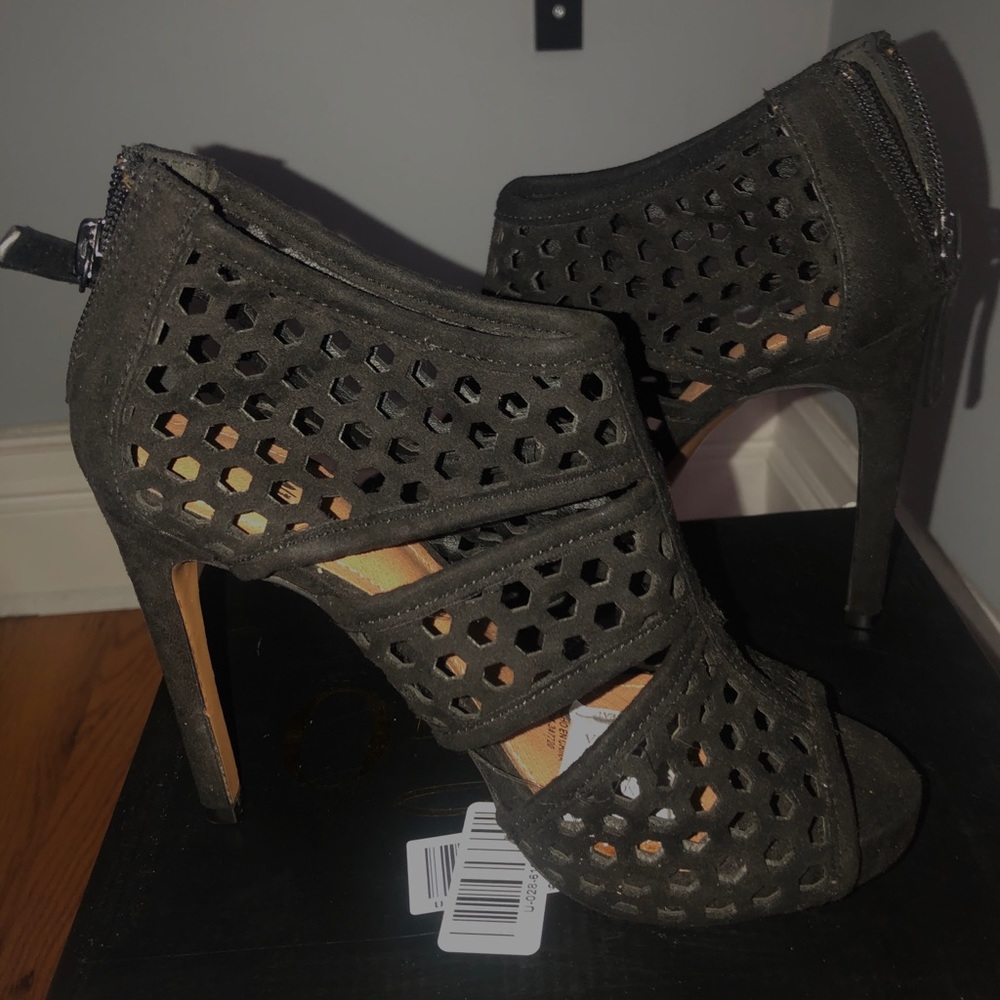 Black heels